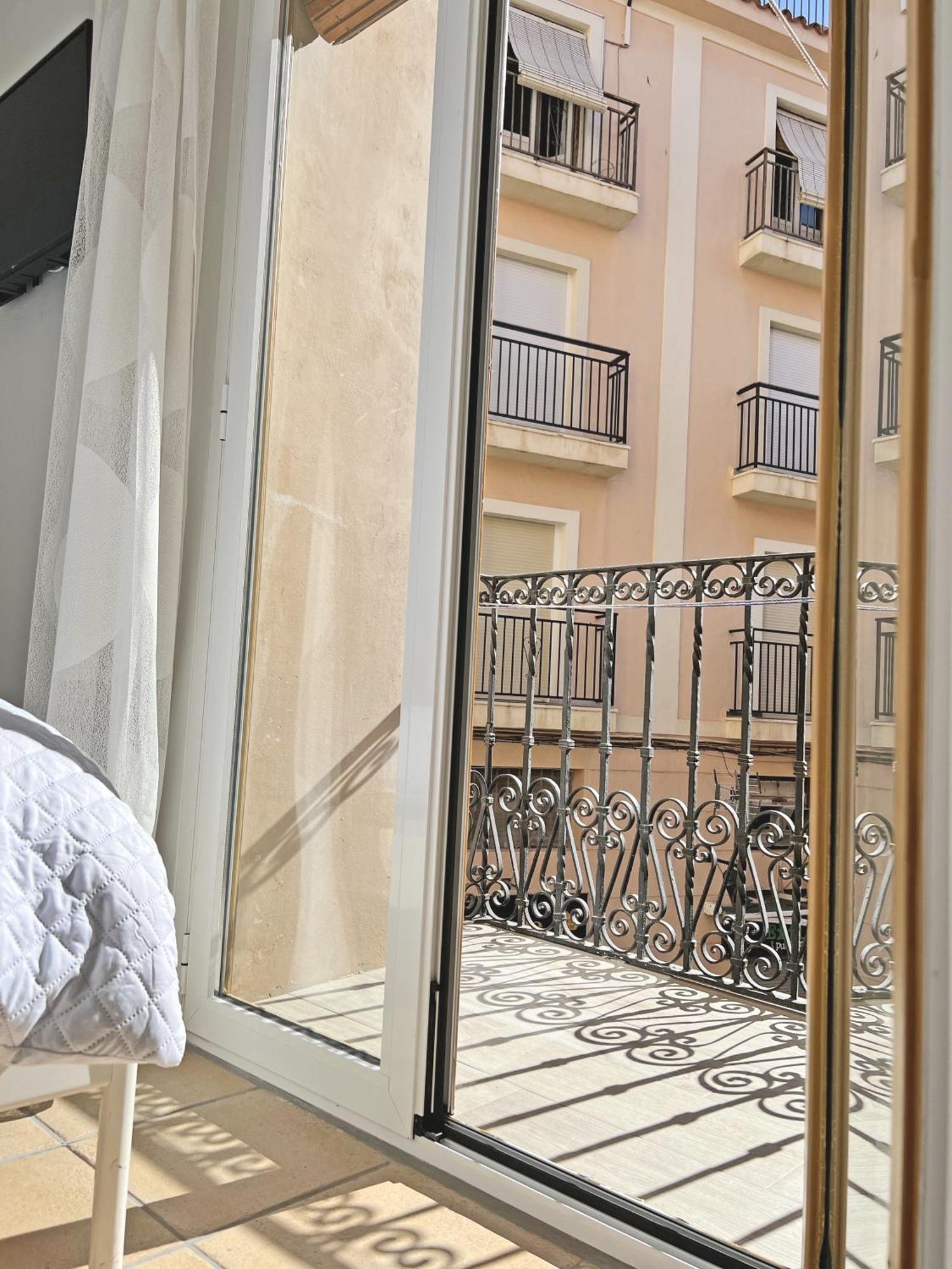 Puro Centro. 500M Del Mar. A/C Apartman Alicante Kültér fotó