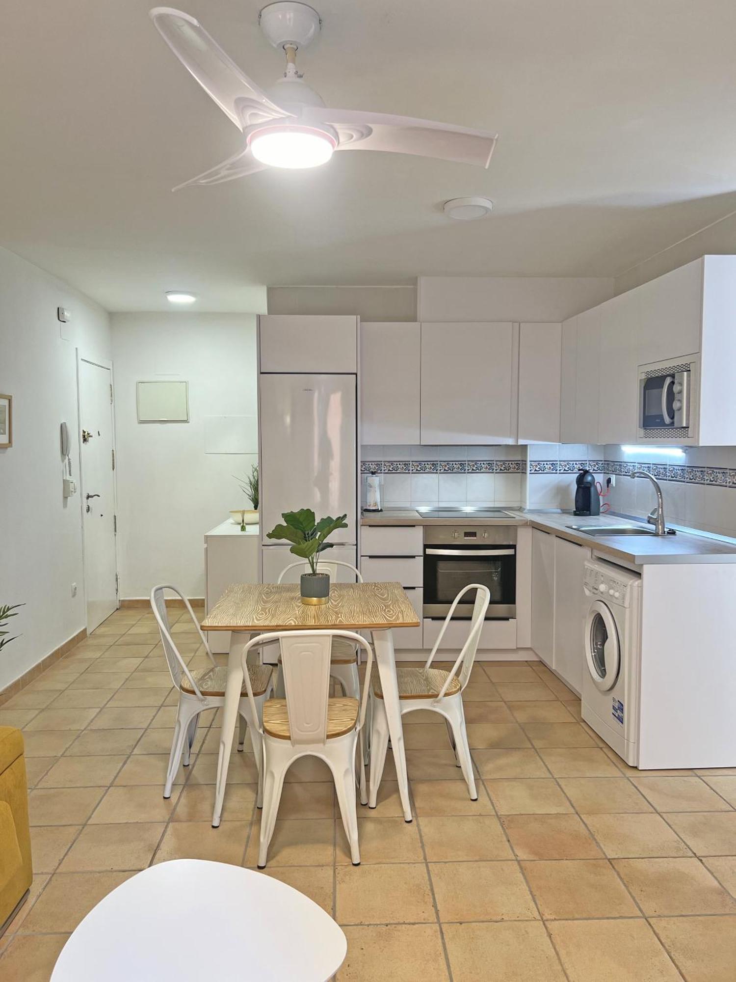 Puro Centro. 500M Del Mar. A/C Apartman Alicante Kültér fotó