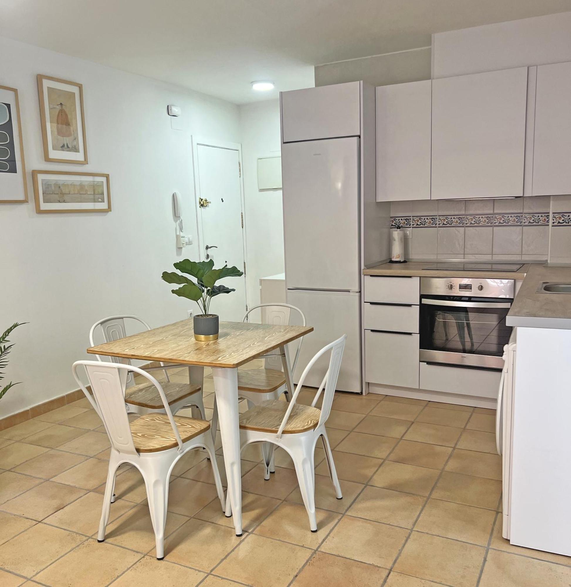 Puro Centro. 500M Del Mar. A/C Apartman Alicante Kültér fotó